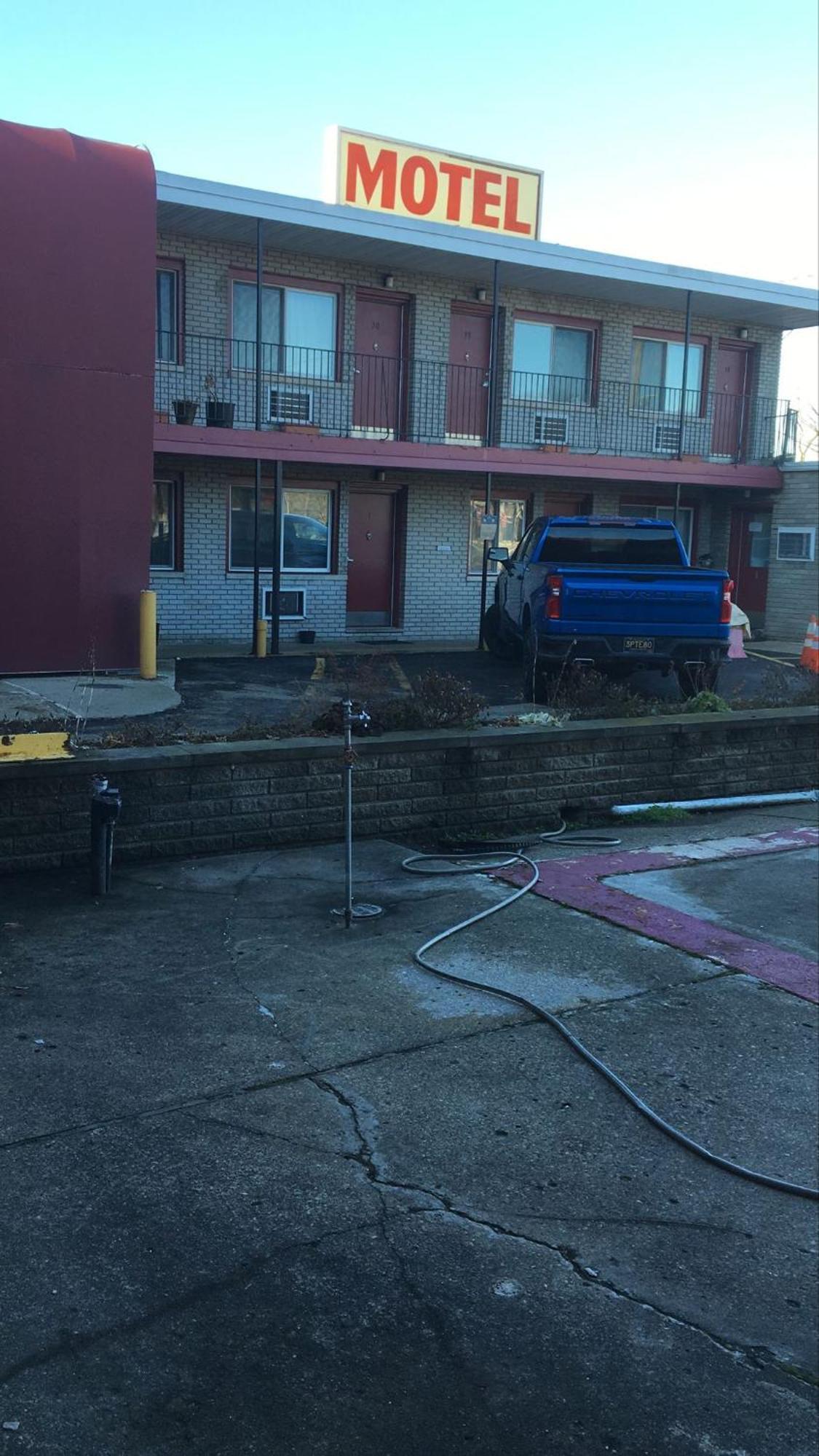 Dorchester Motel 法明顿山 外观 照片